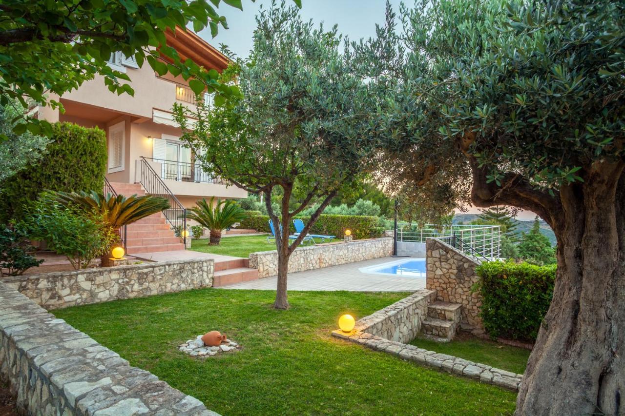 Panorama Traditional House With Private Pool Rodhiá Exterior foto